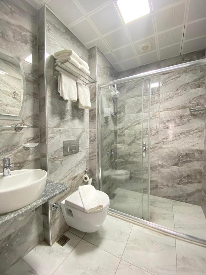 Atik Hotel Istanbul Bagian luar foto