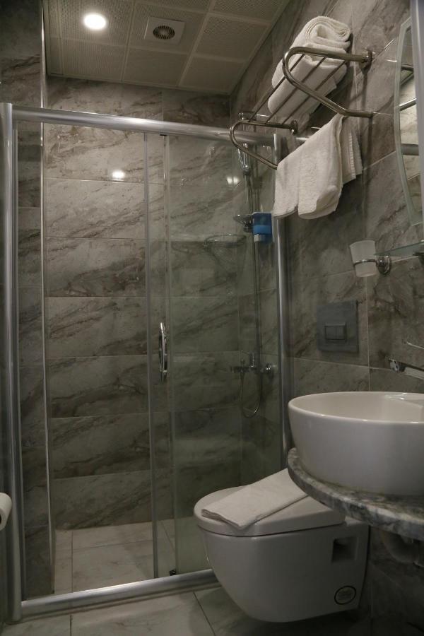 Atik Hotel Istanbul Bagian luar foto